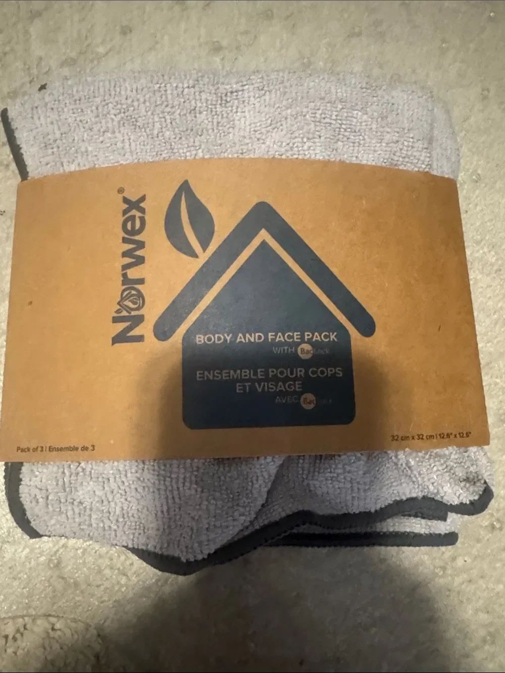 Norwex Body and Face pack Towel Set in Light Gray NWT